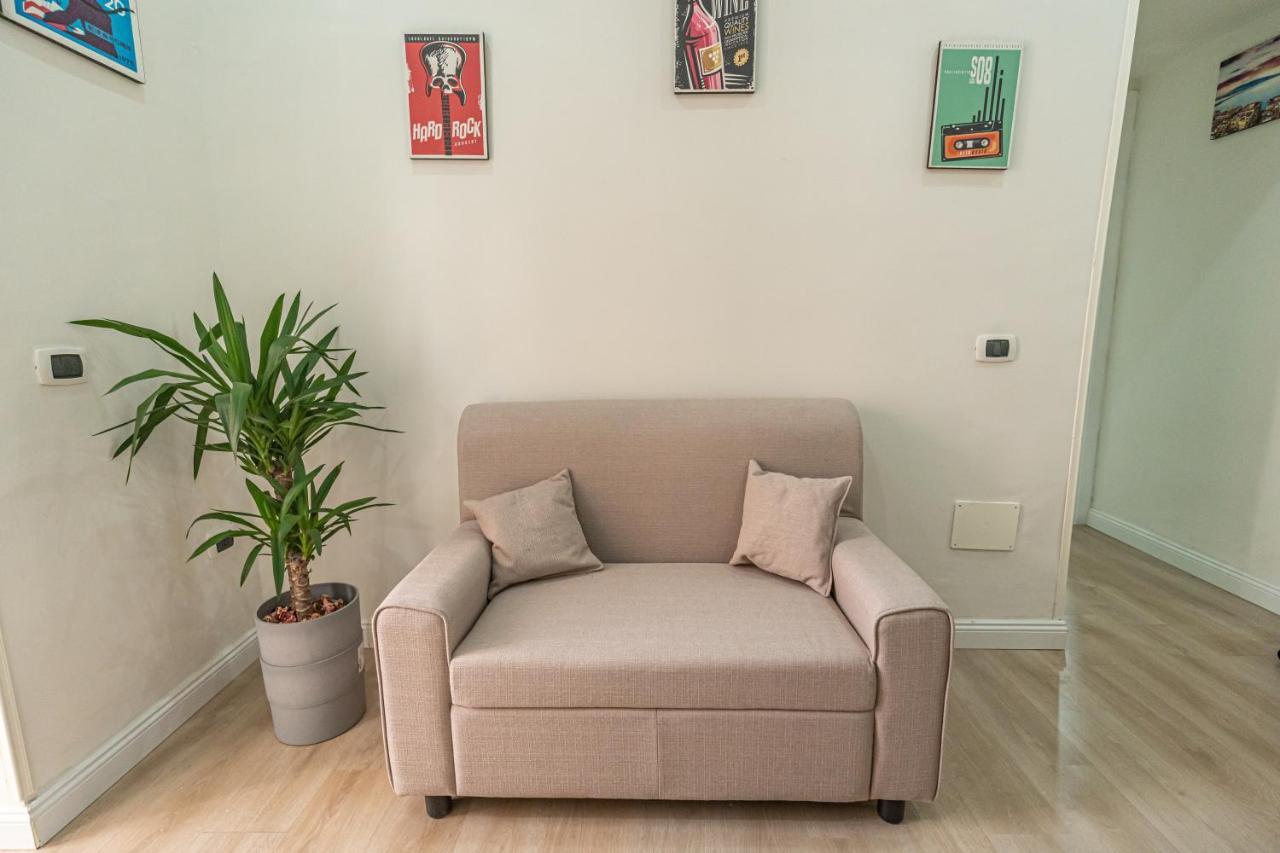 Casa Vacanze Decumano 18 나폴리 외부 사진